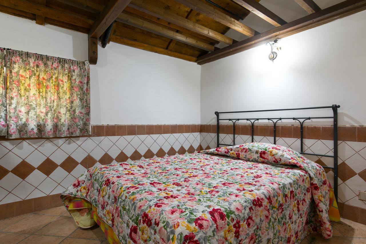 Country Apartments Castel di Decima Kültér fotó