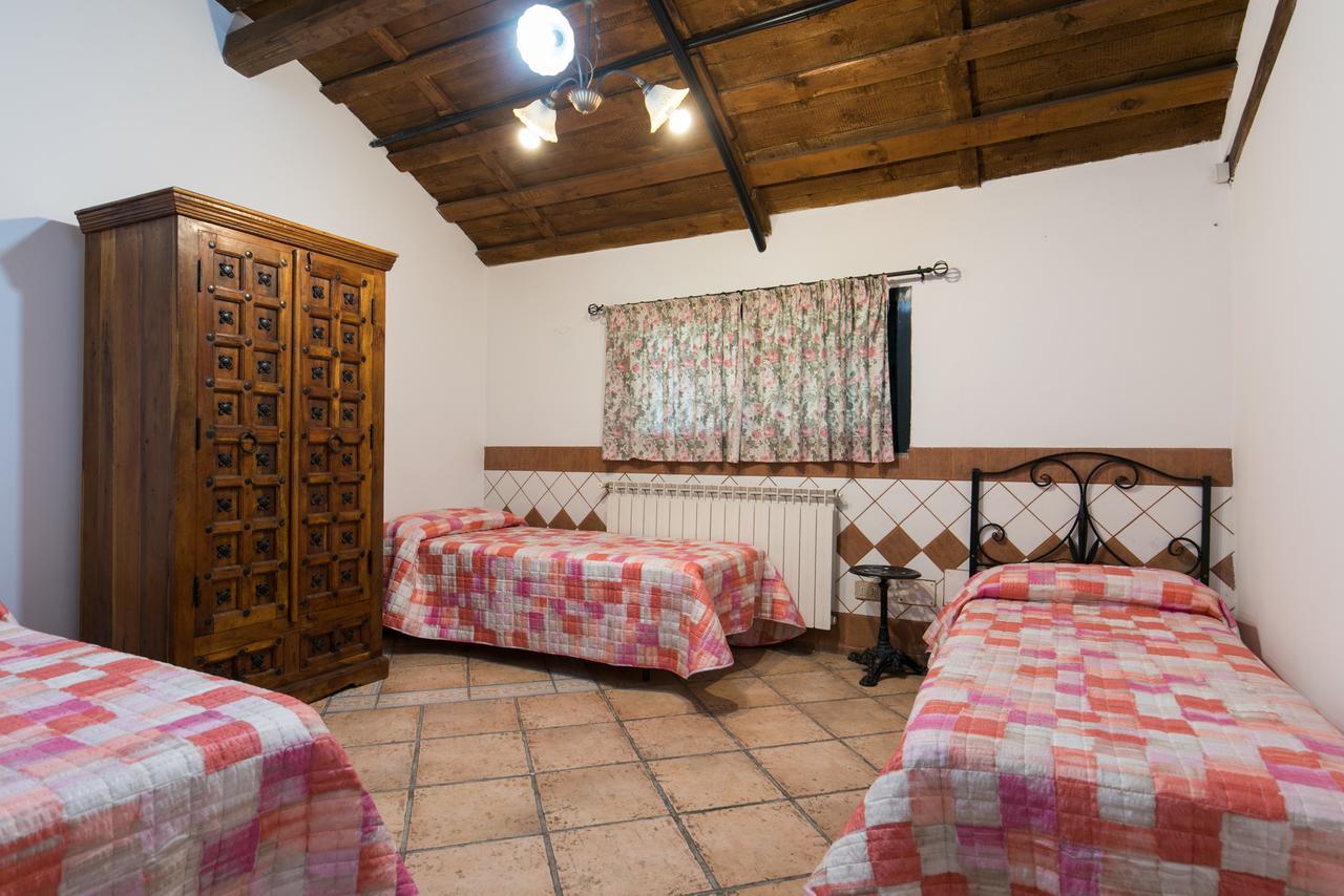 Country Apartments Castel di Decima Kültér fotó