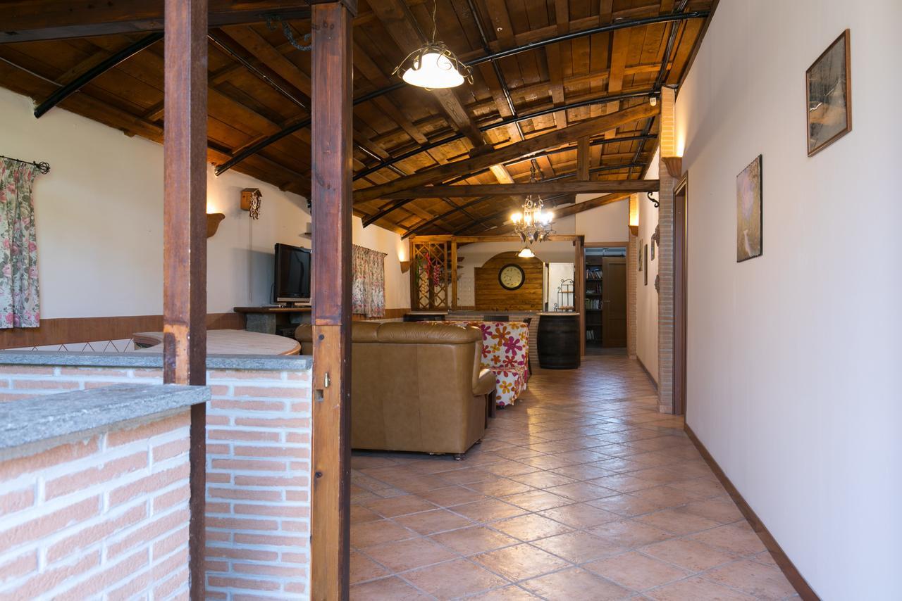 Country Apartments Castel di Decima Kültér fotó