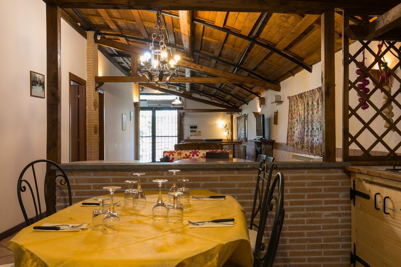 Country Apartments Castel di Decima Kültér fotó